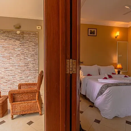 The Lahe Hotels Mwanza Buitenkant foto