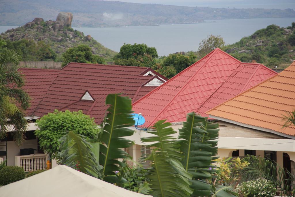The Lahe Mwanza